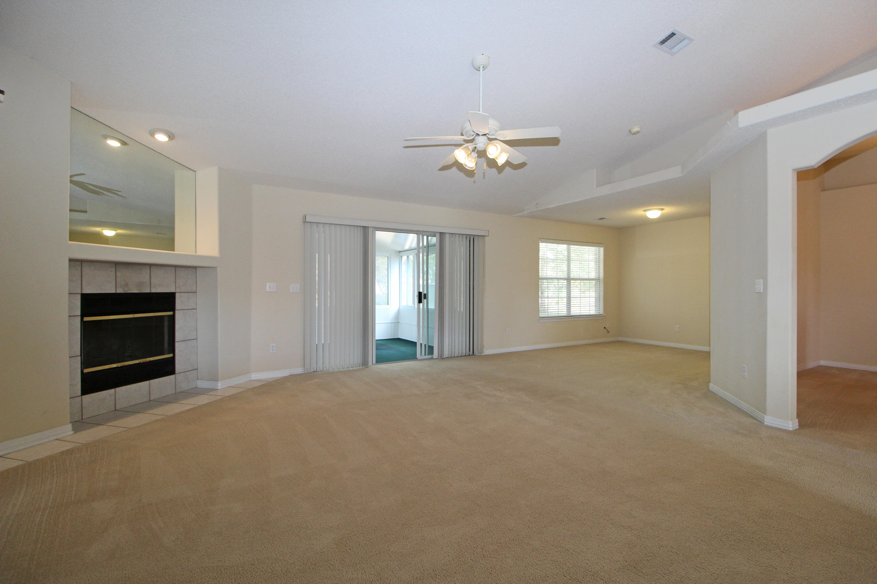 HOLLEY BY THE SEA - Residential