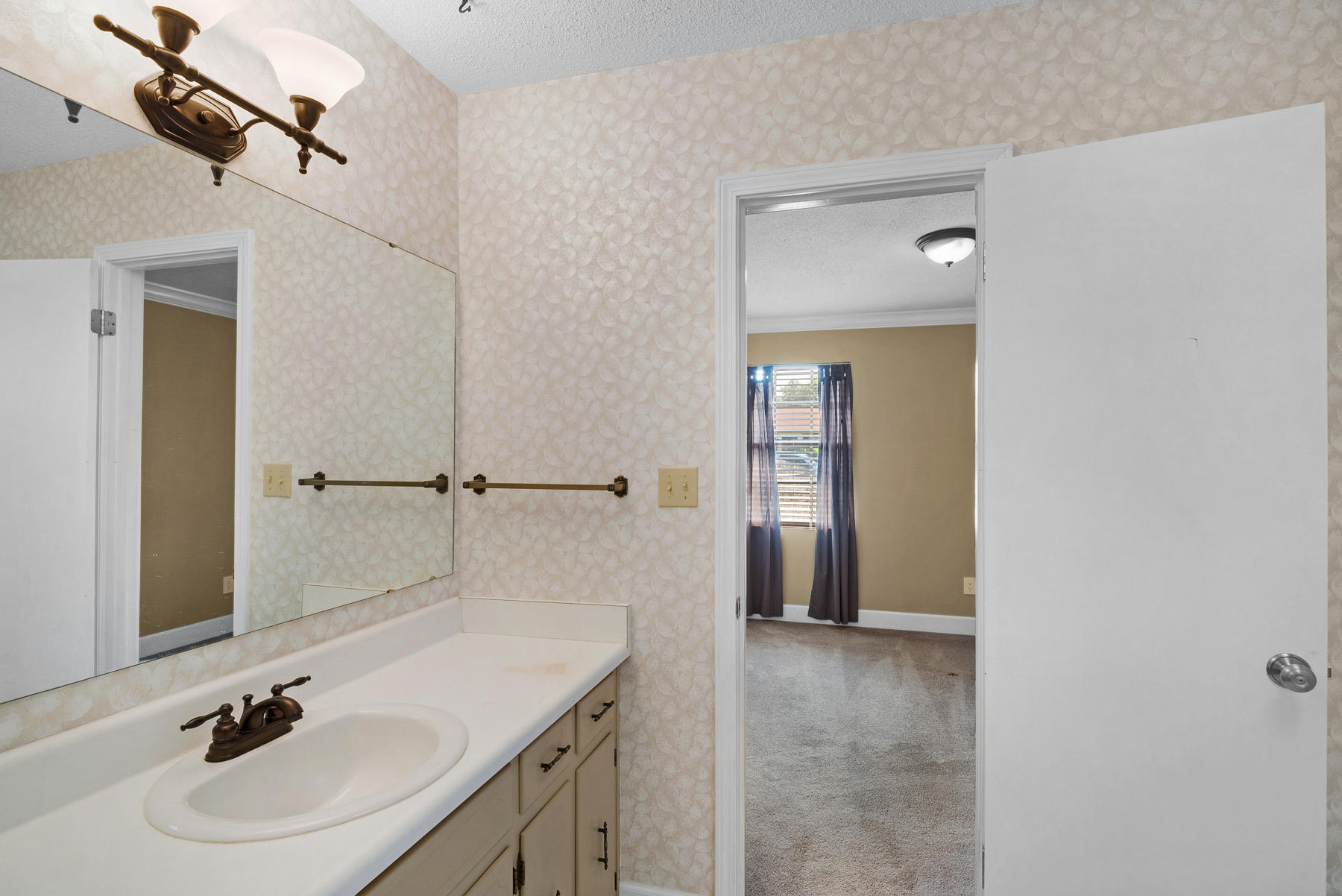 EASTWOOD 9TH ADDN - Residential