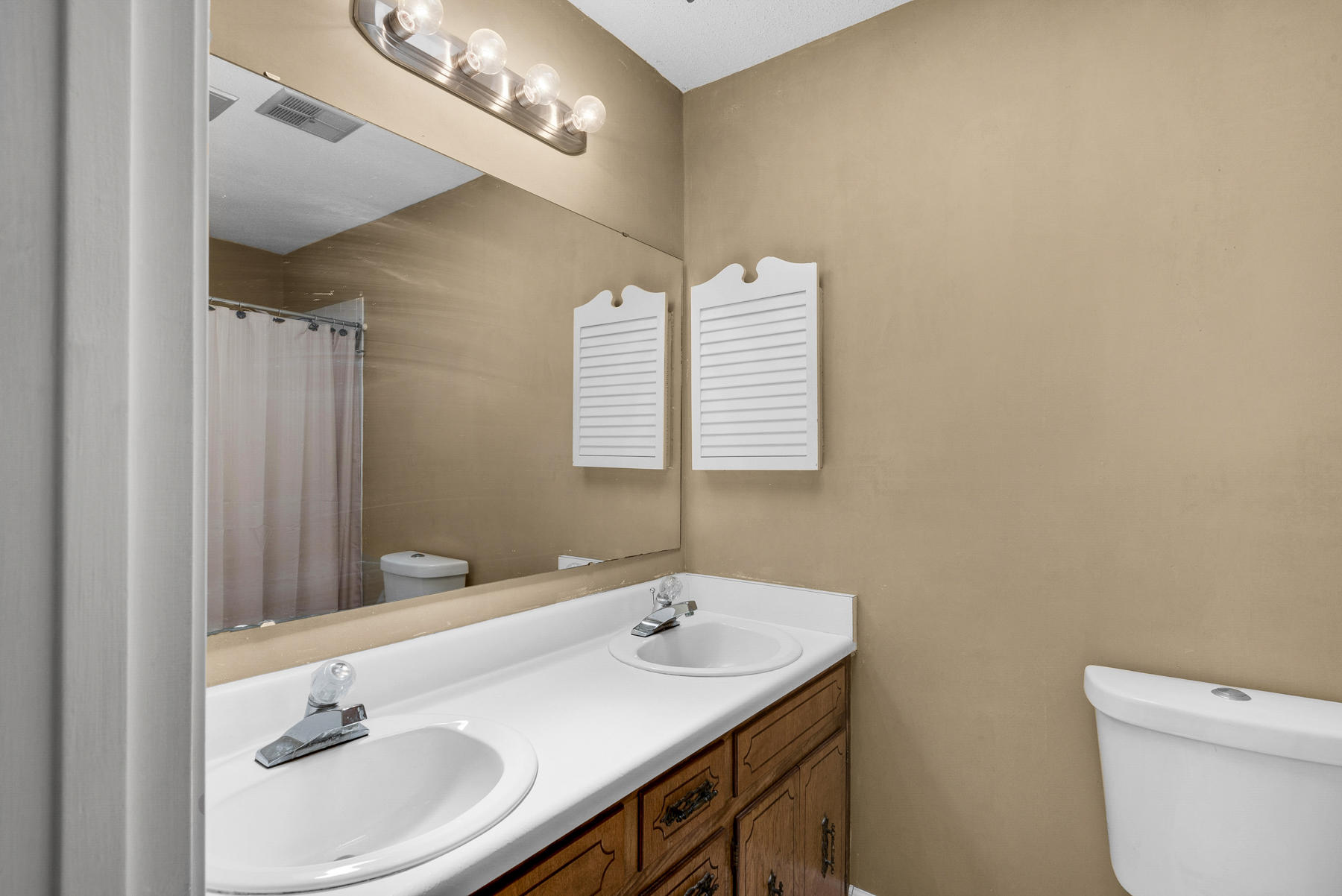 EASTWOOD 9TH ADDN - Residential