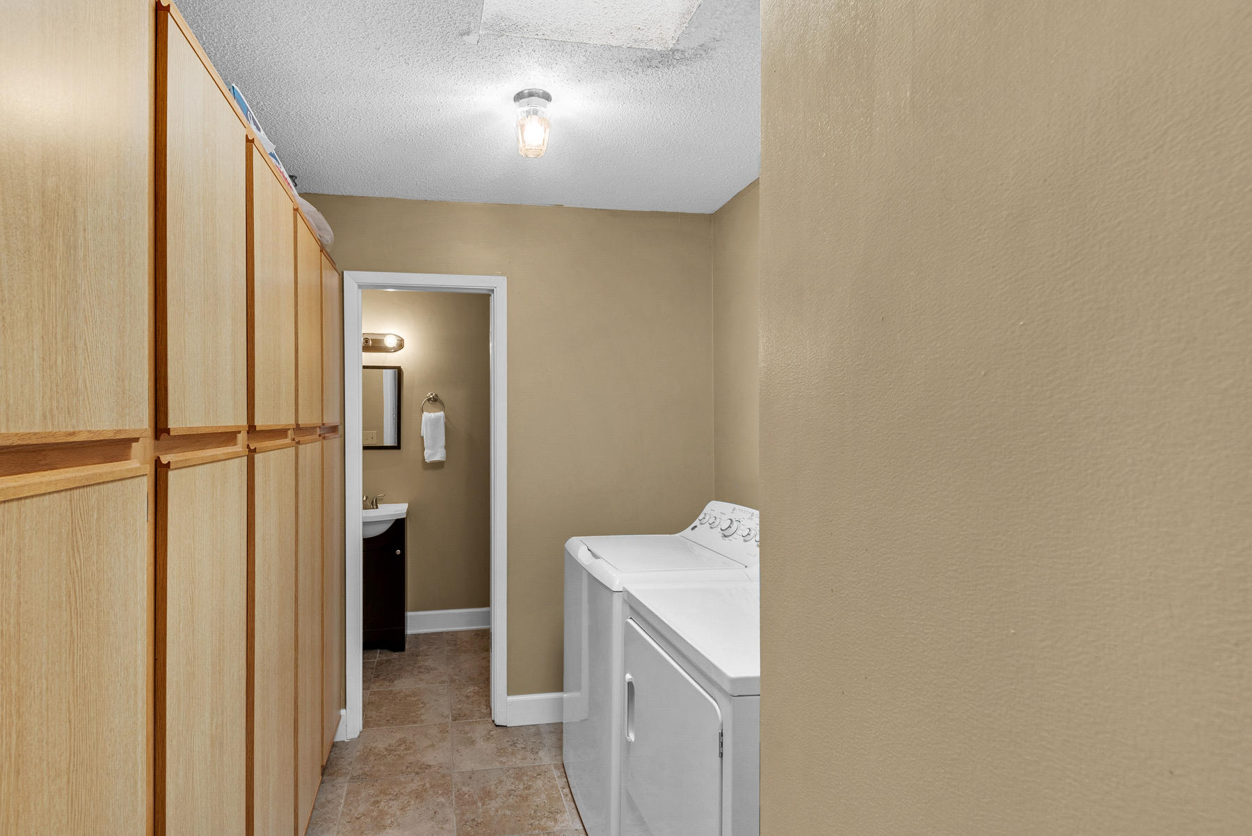 EASTWOOD 9TH ADDN - Residential