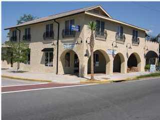 1,100 sf second story office space located right in the heart of Historical Downtown Fort Walton Beach. Office space includes small kitchen, conference room and great views of downtown.