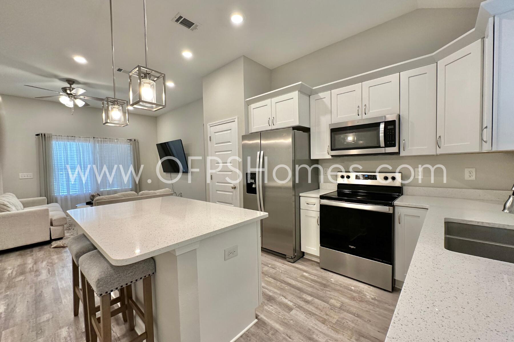 OAKDALE MINI FARMS - Residential Lease