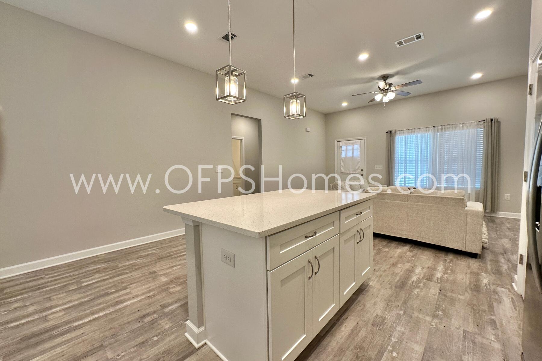 OAKDALE MINI FARMS - Residential Lease