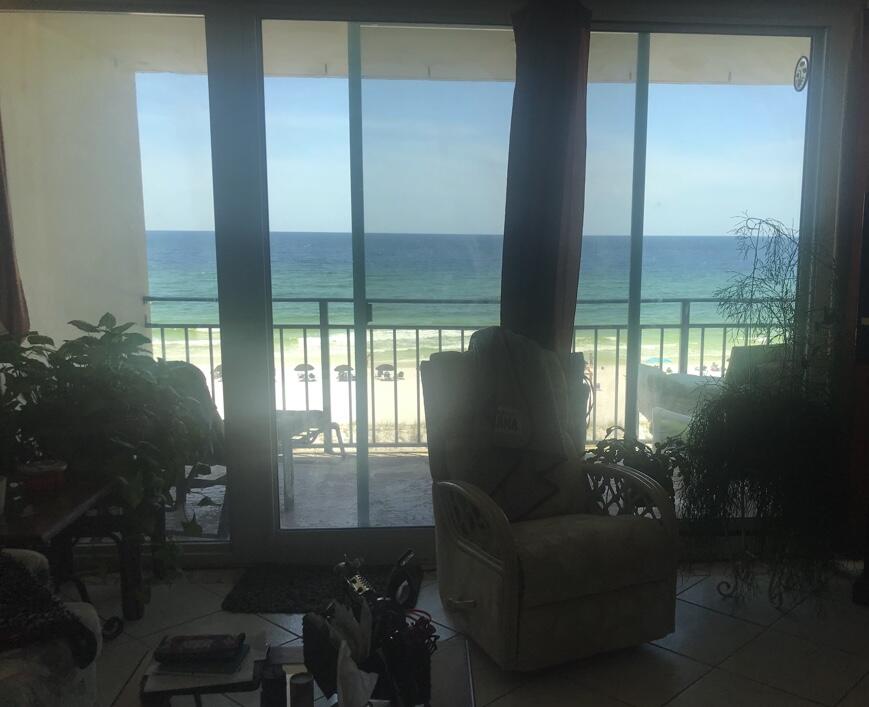 BREAKERS OF FWB PH 1 - Residential