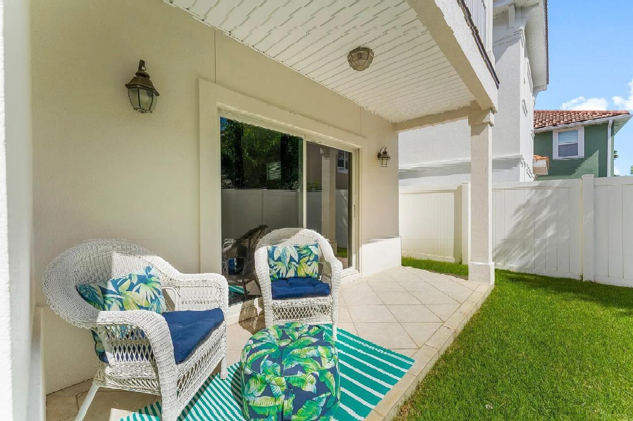CALUSA BAY S/D - Residential Lease