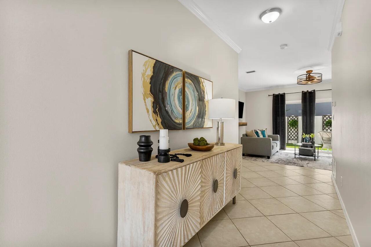 CALUSA BAY S/D - Residential Lease
