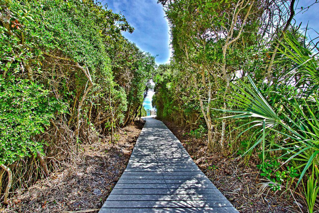 BLUE MOUNTAIN BEACH - Residential