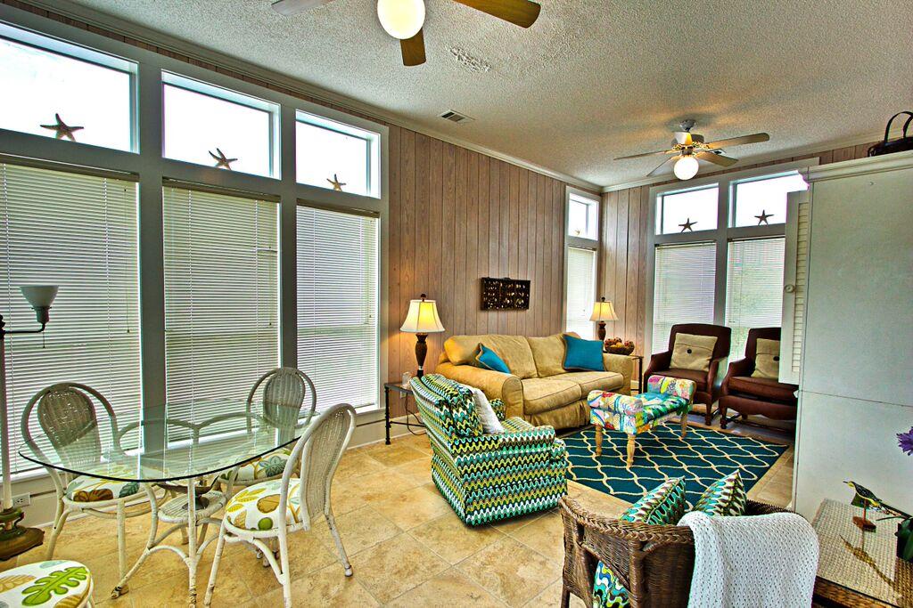 BLUE MOUNTAIN BEACH - Residential