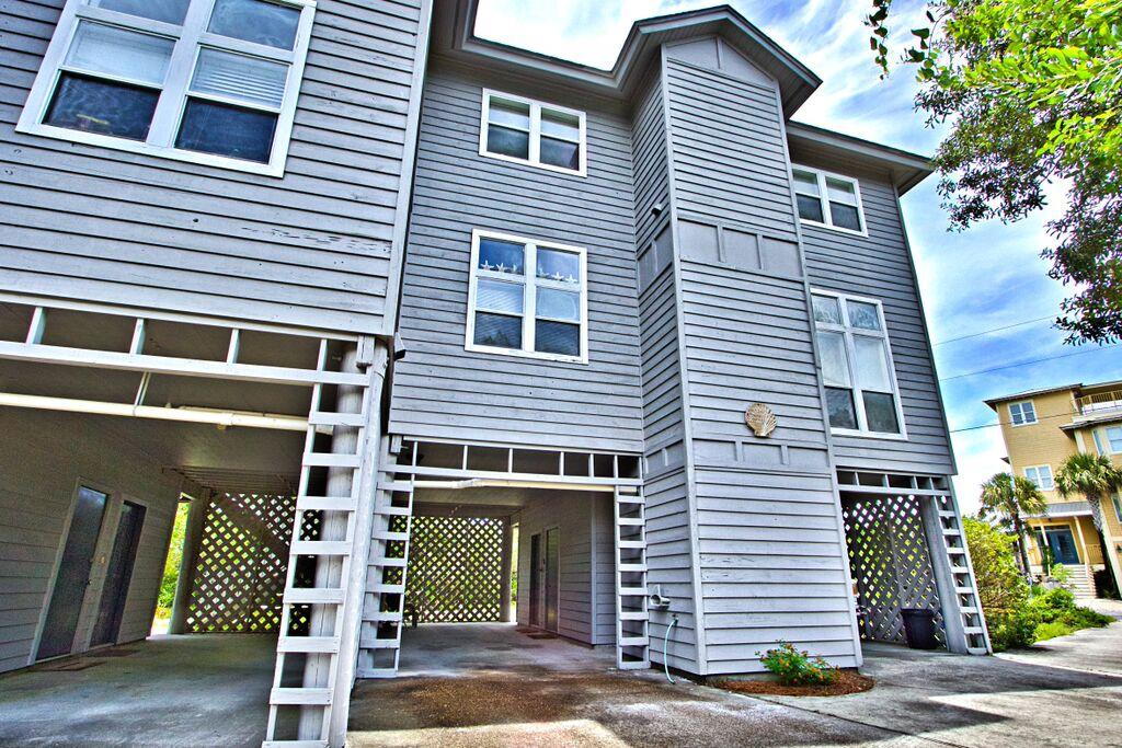 BLUE MOUNTAIN BEACH - Residential