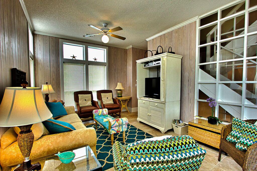 BLUE MOUNTAIN BEACH - Residential