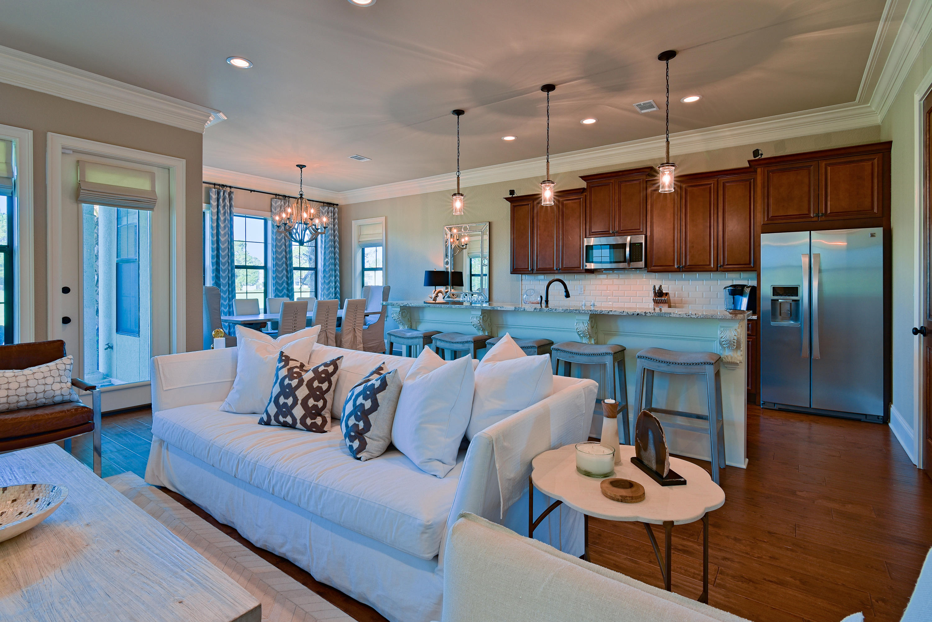 Villa Lago - Residential