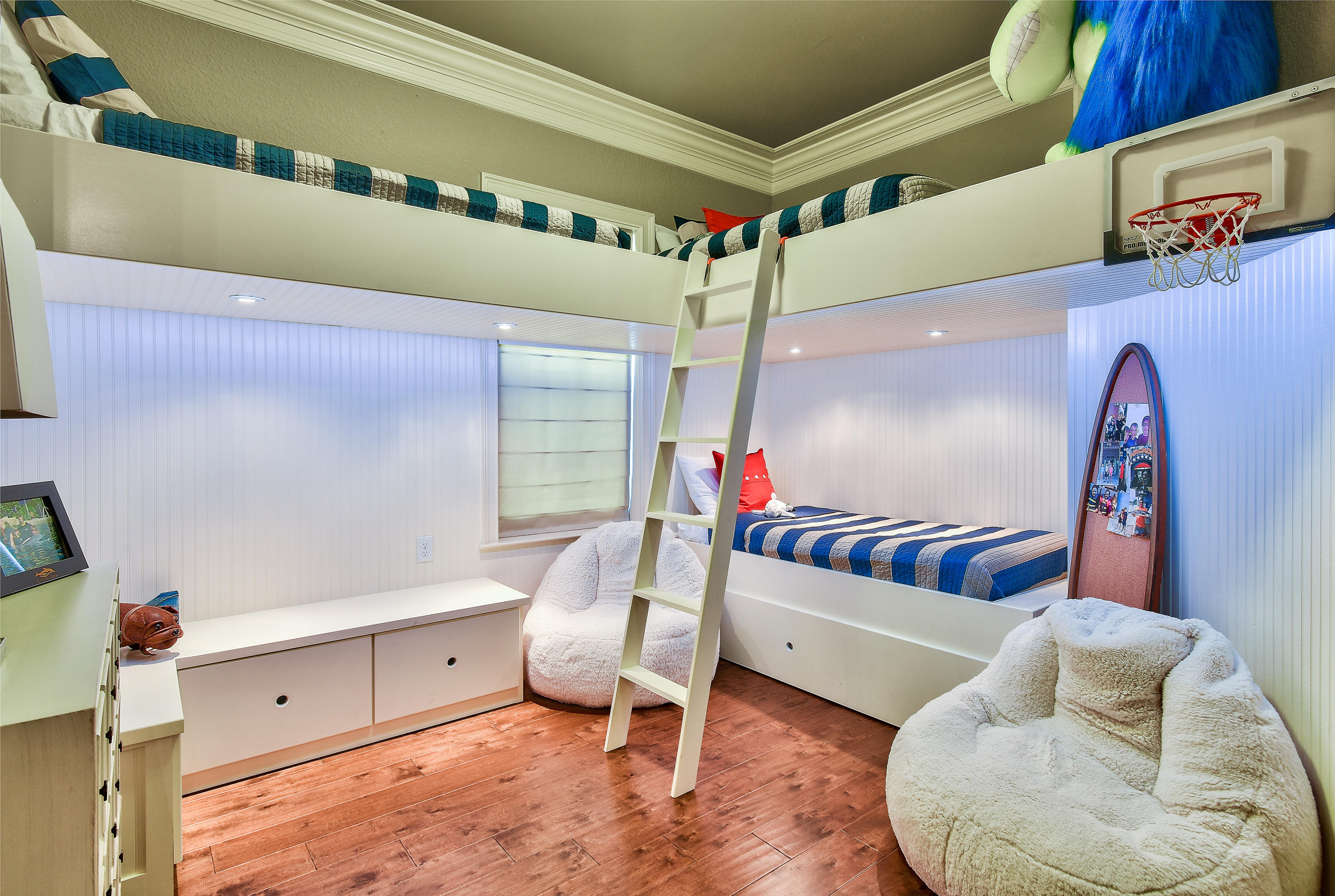 Villa Lago - Residential