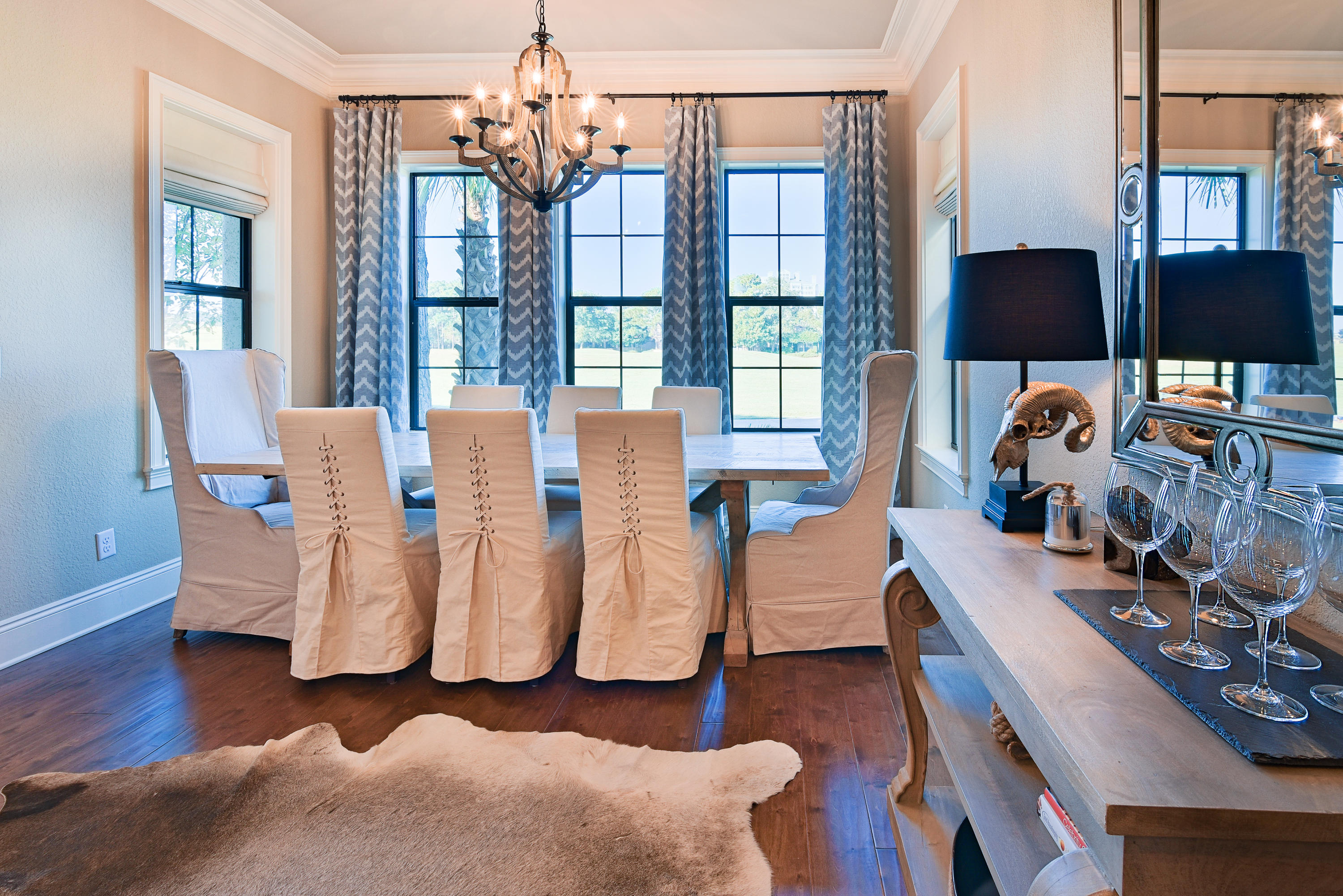 Villa Lago - Residential