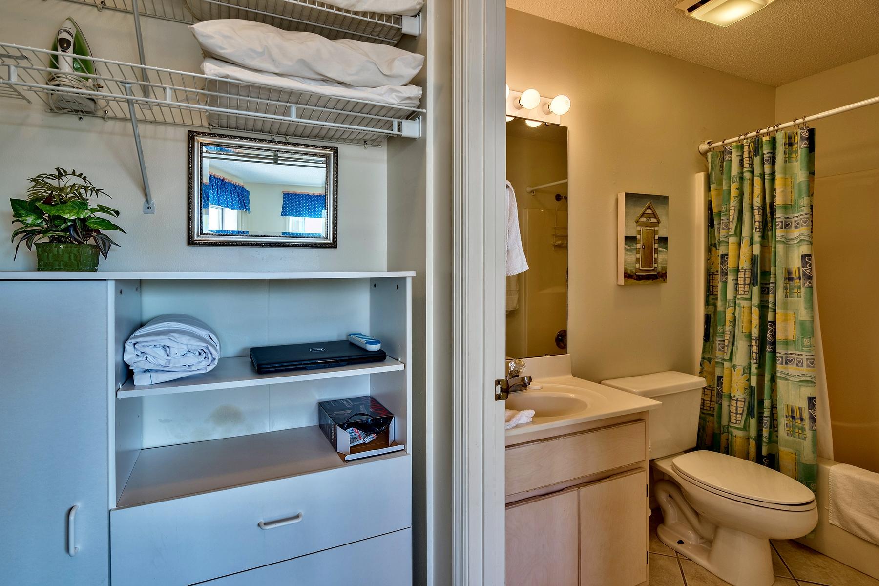 ST MARTIN BEACHWALK VILLAS - Residential