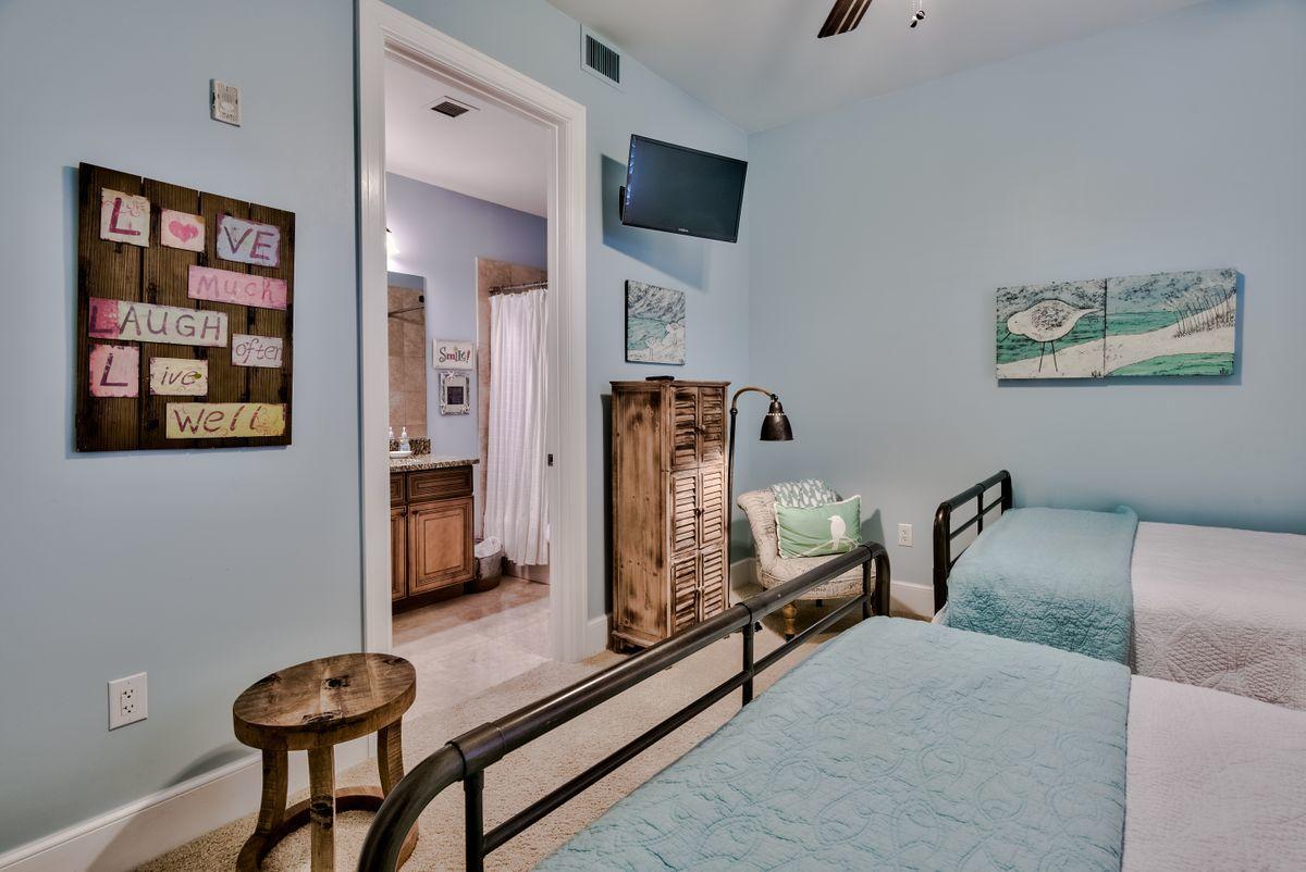 SANCTUARY BY THE SEA CONDO - Residential