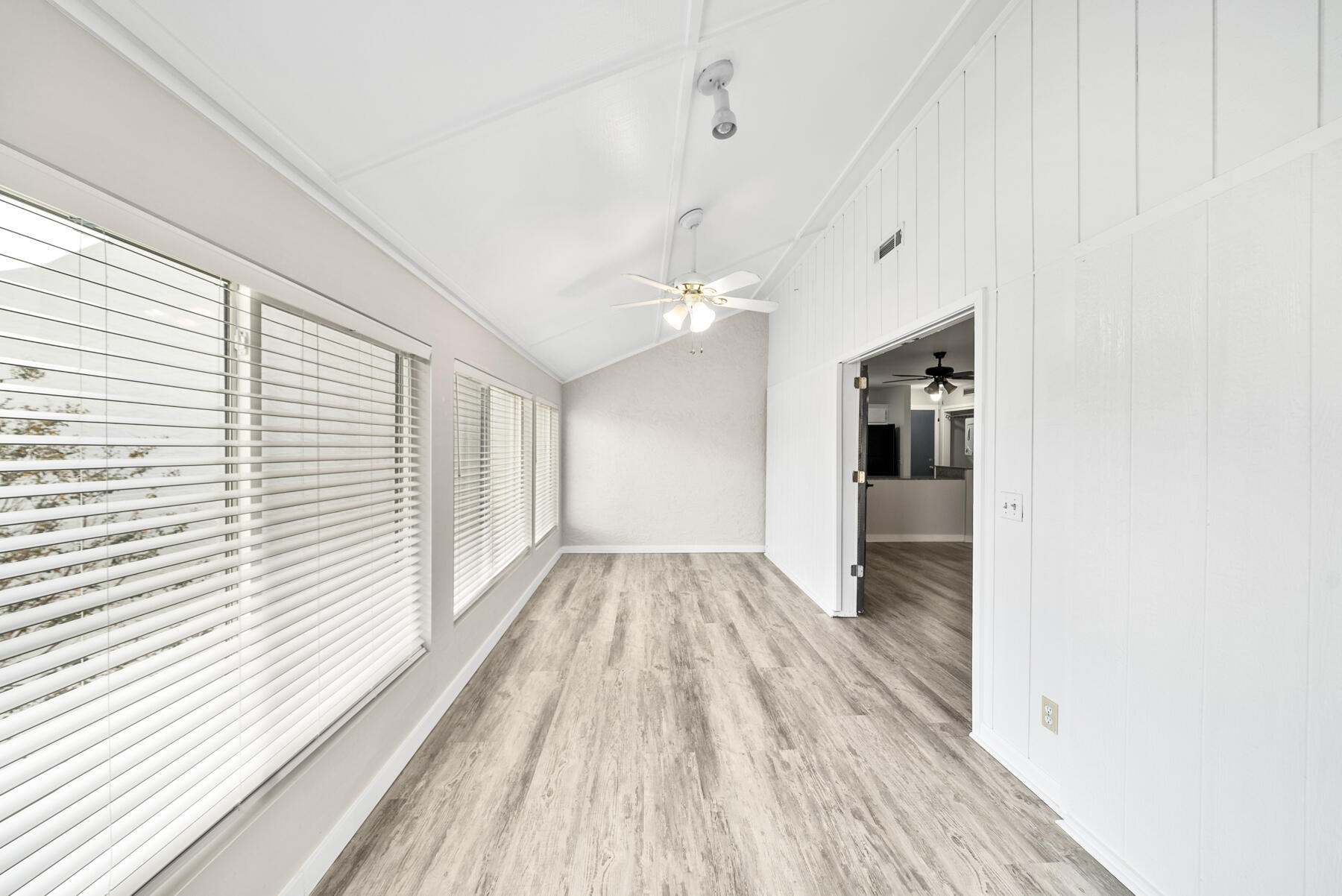 Bay Point Harbour Villas - Residential