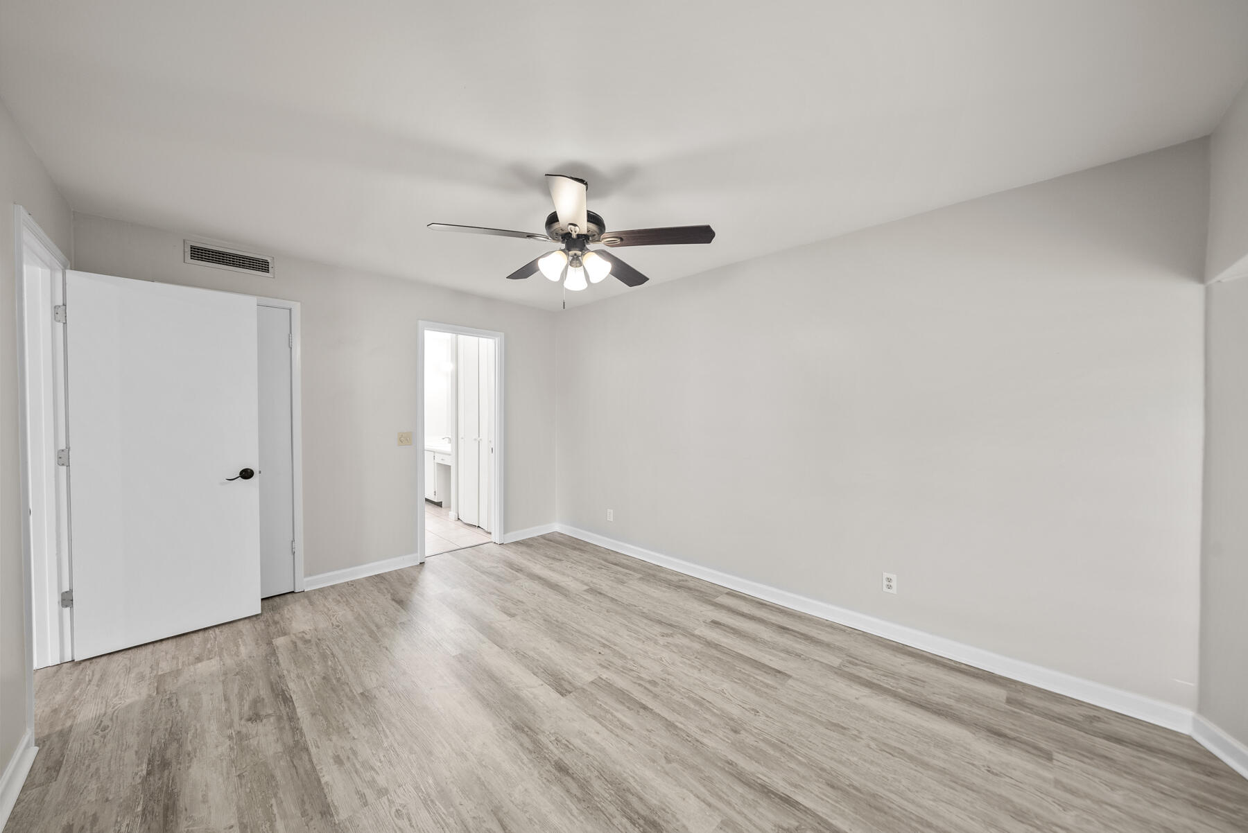 Bay Point Harbour Villas - Residential