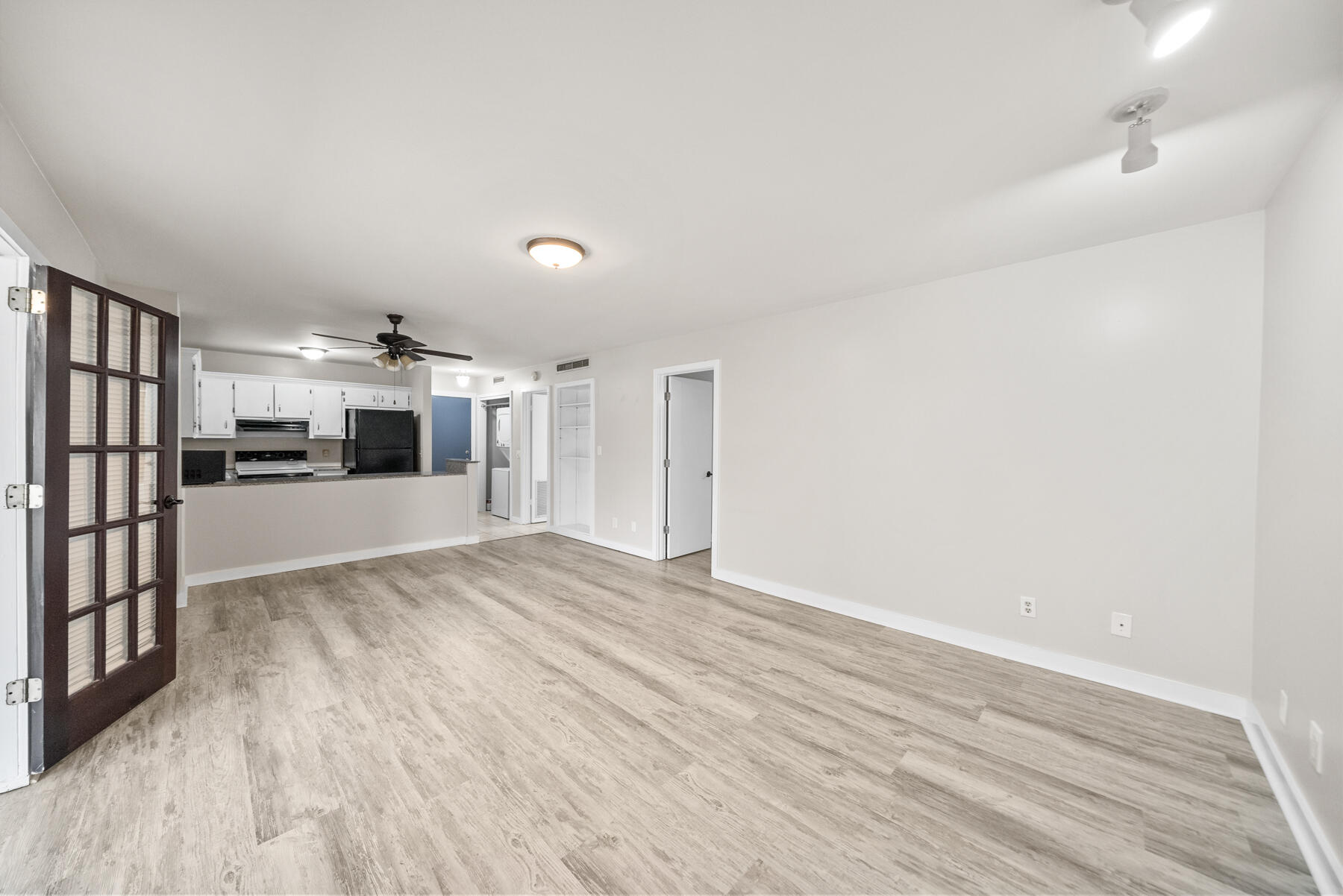 Bay Point Harbour Villas - Residential