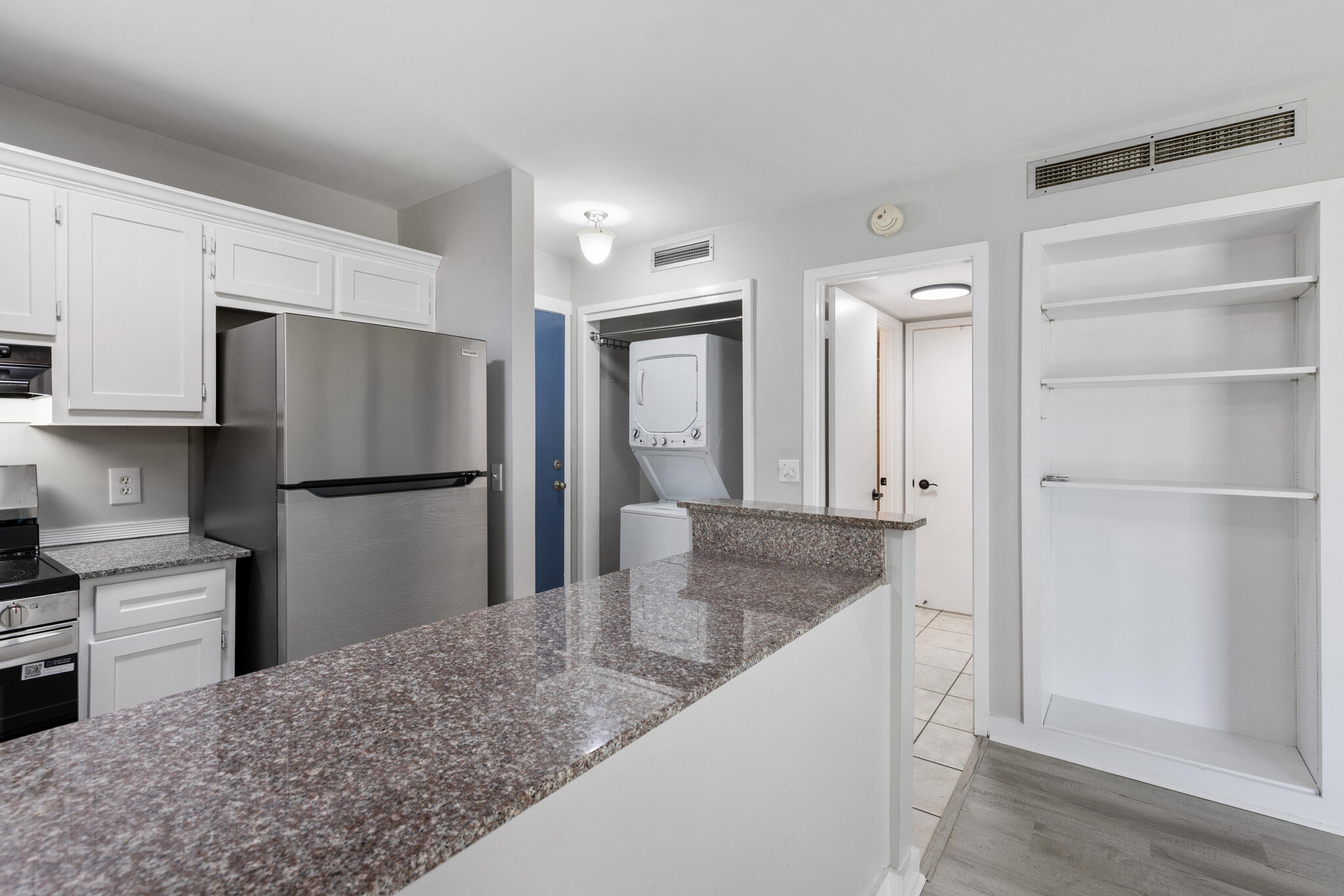 Bay Point Harbour Villas - Residential