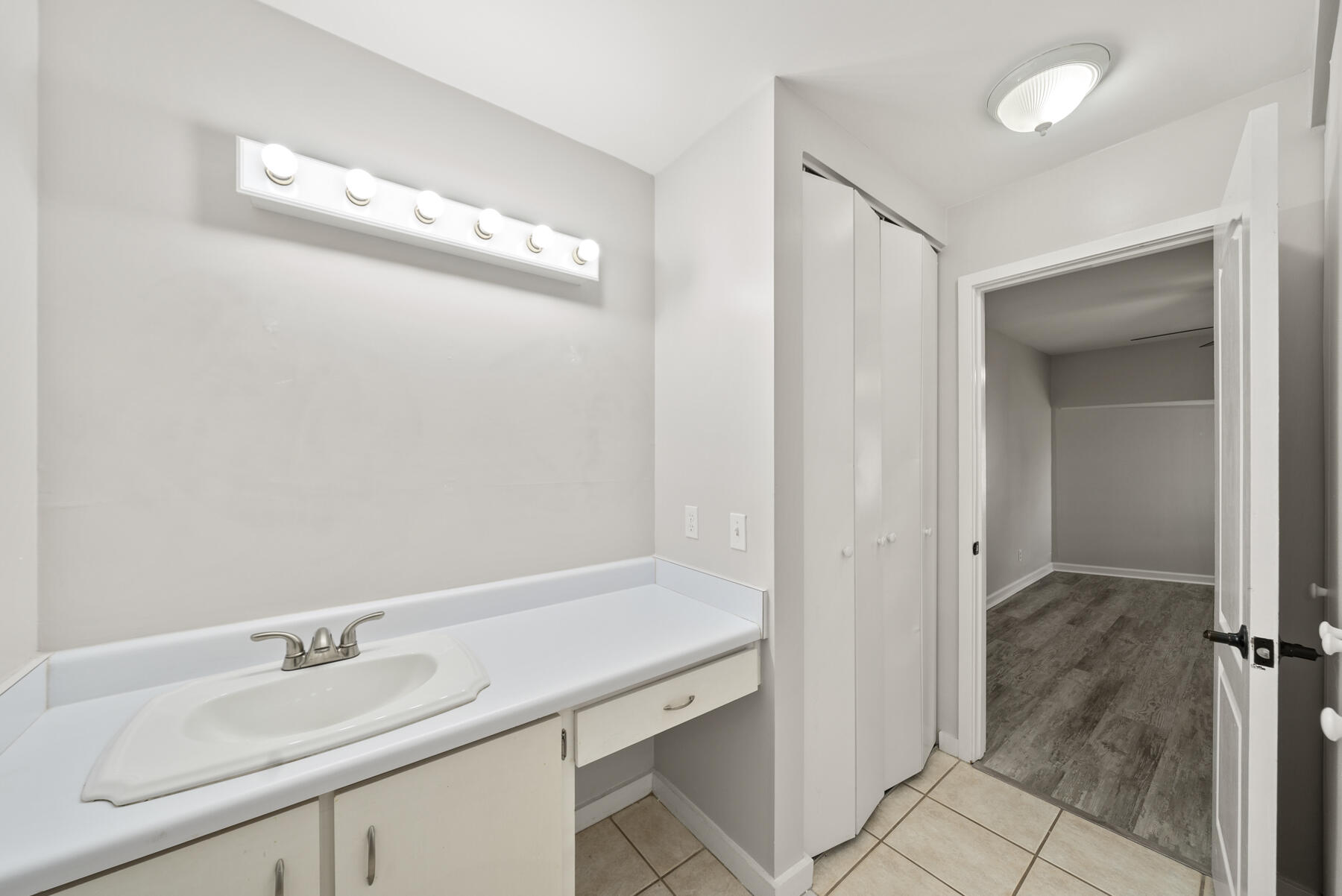 Bay Point Harbour Villas - Residential