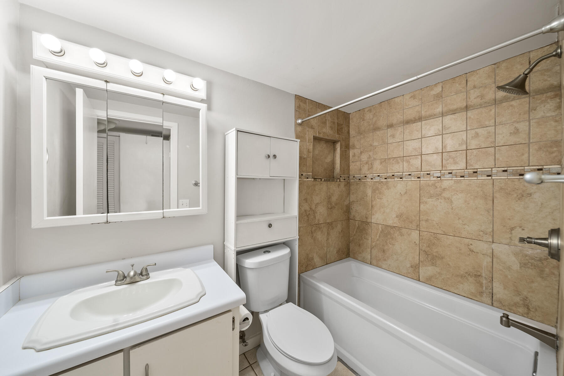 Bay Point Harbour Villas - Residential