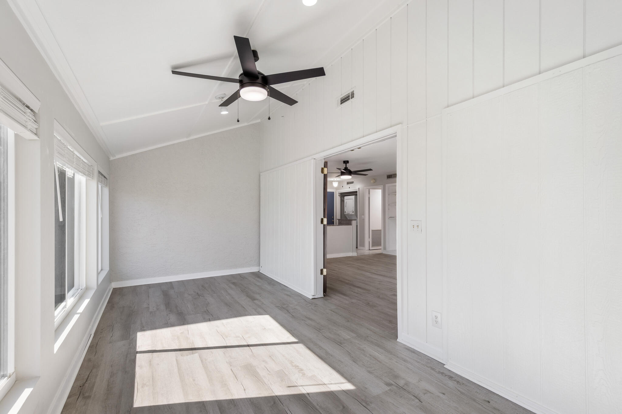 Bay Point Harbour Villas - Residential