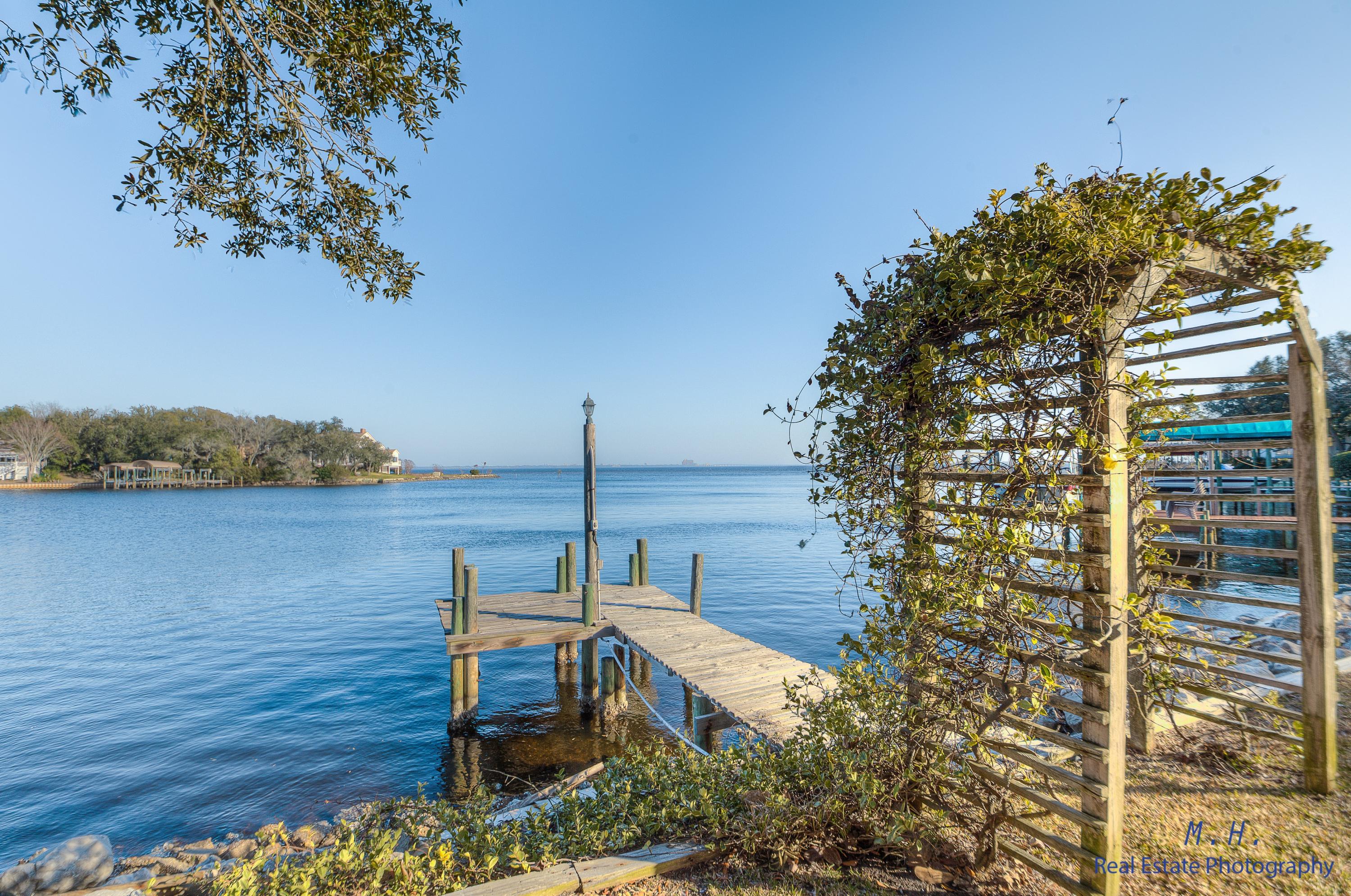 LAKE POINTE - Residential