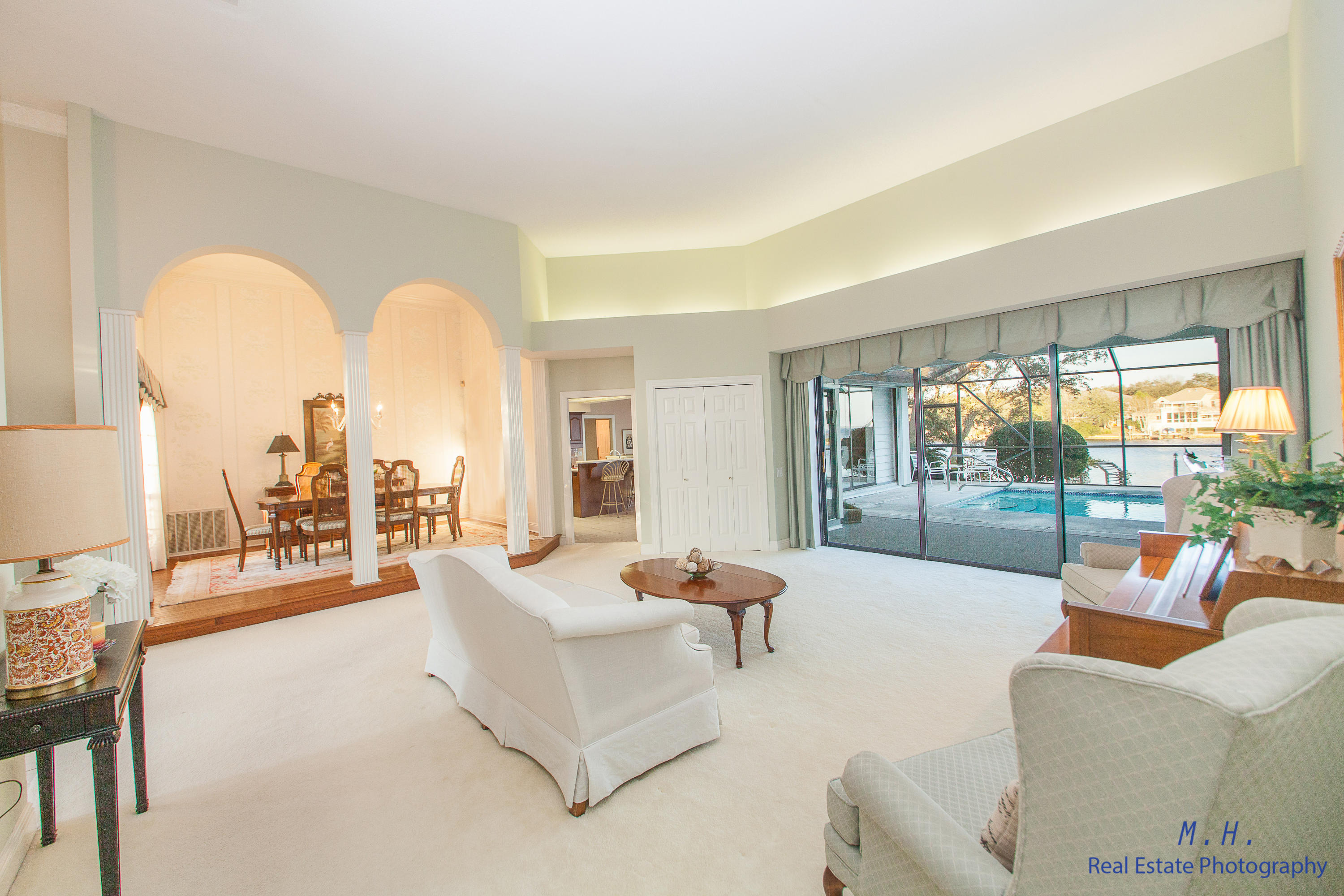 LAKE POINTE - Residential