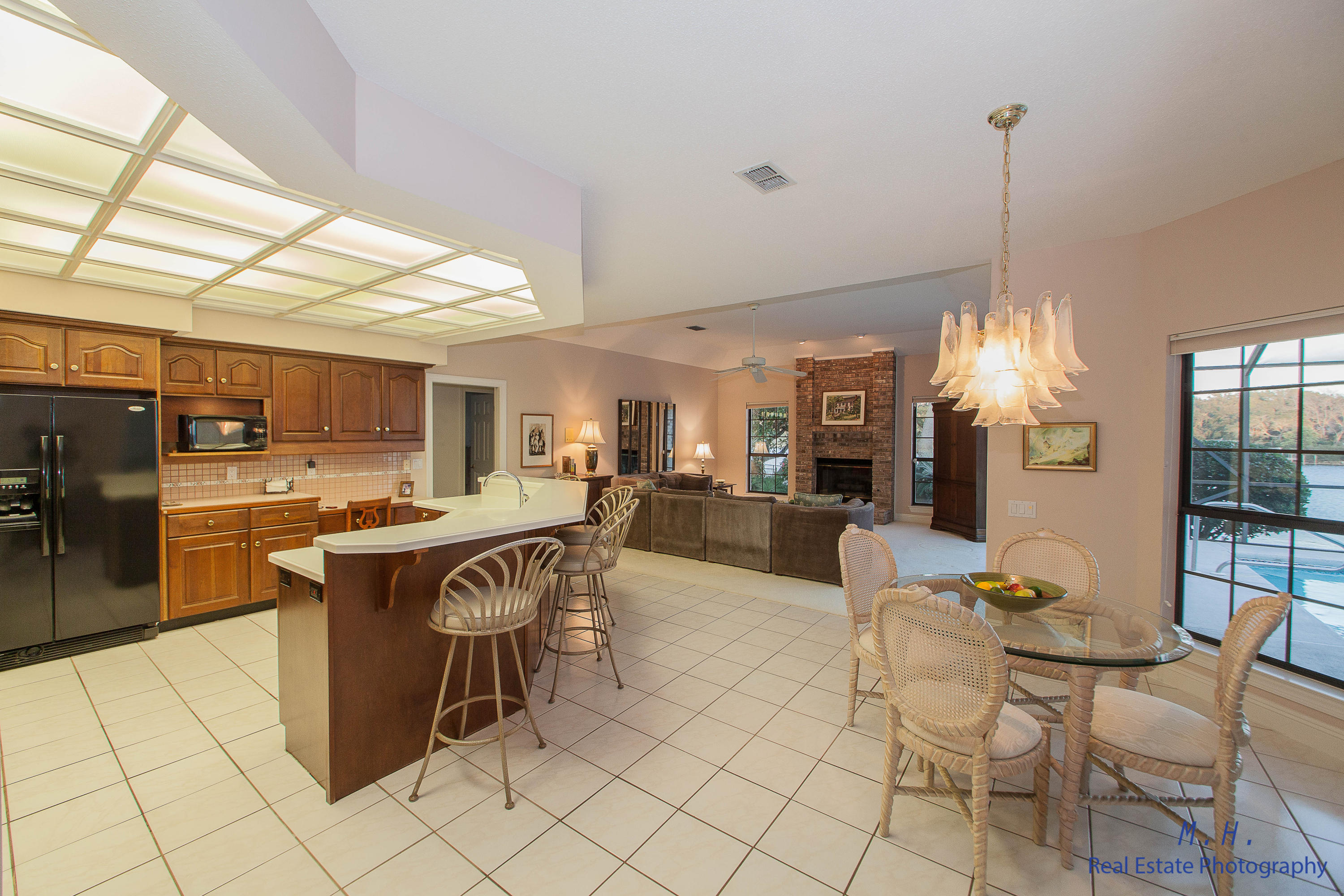 LAKE POINTE - Residential