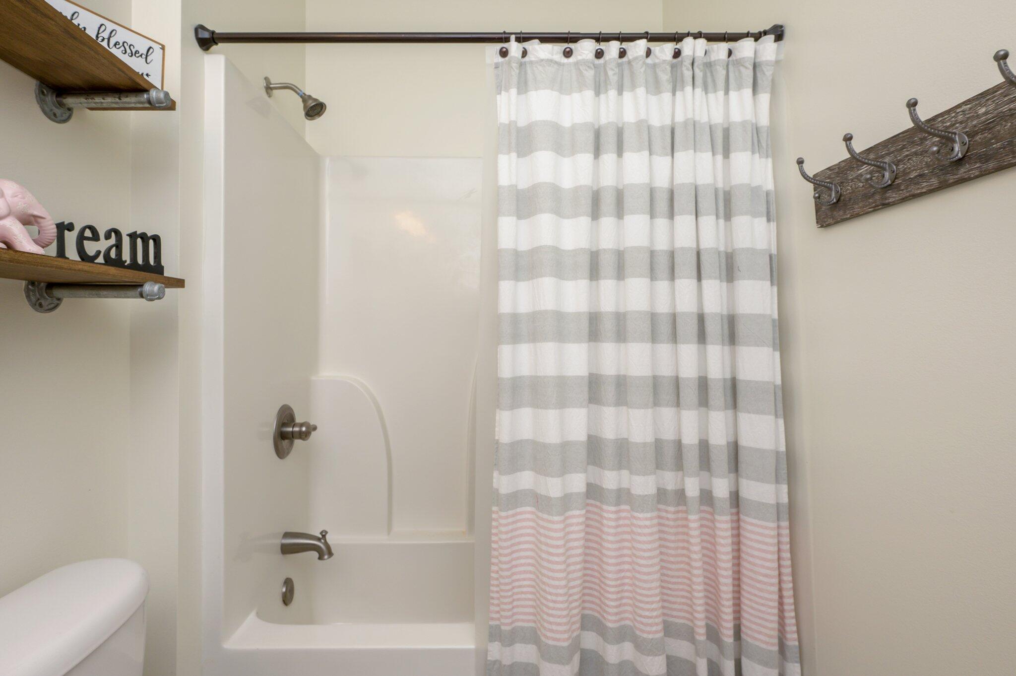 KITTRELL ESTATES - Residential