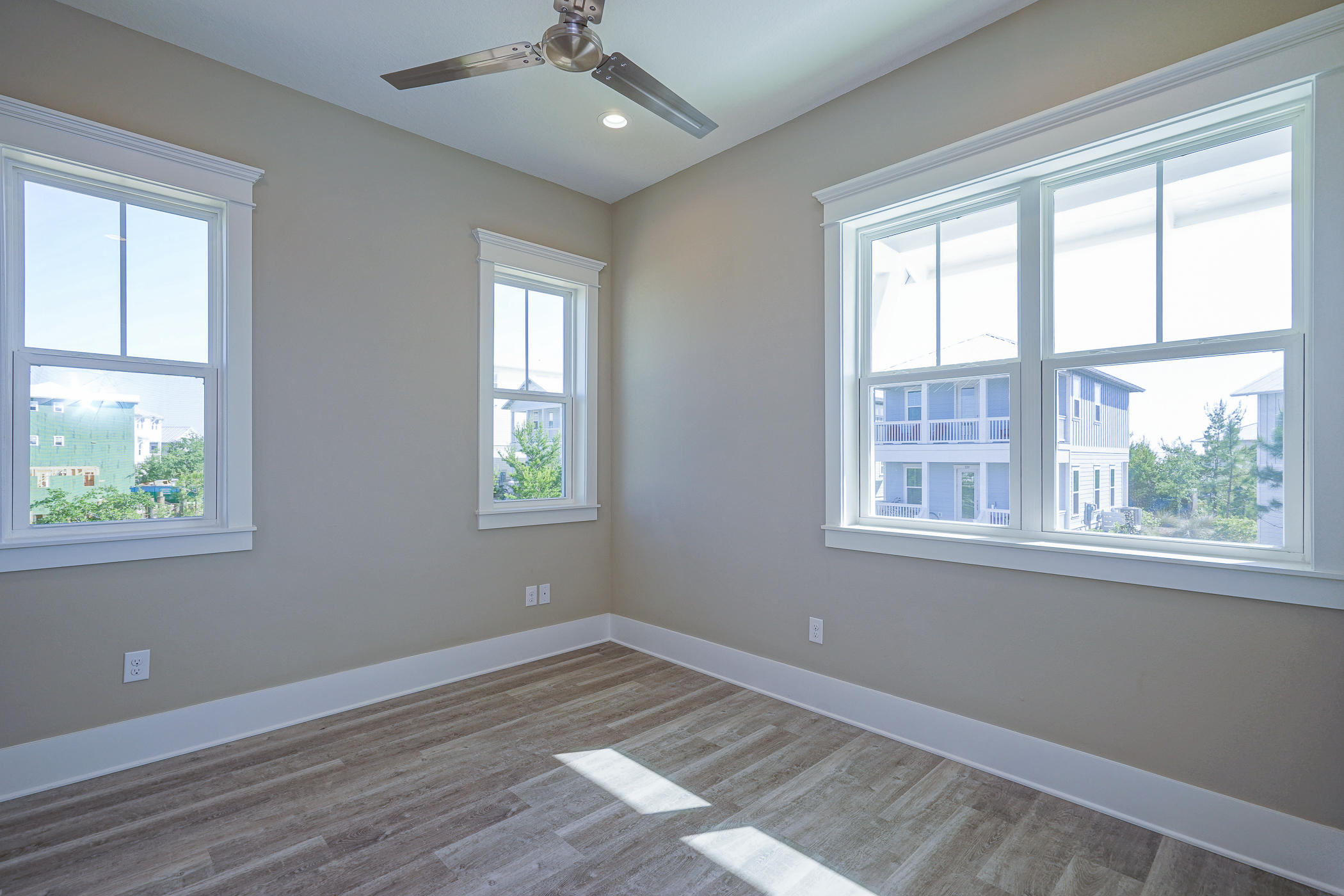 HIGHLAND PARKS - Residential