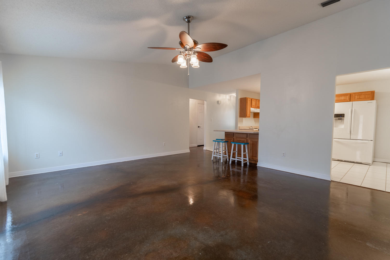 SANDY DUNES - Residential