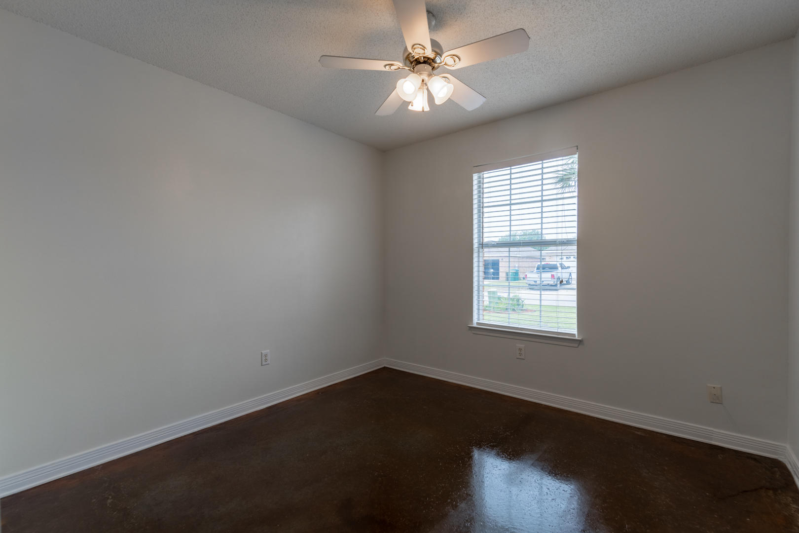 SANDY DUNES - Residential