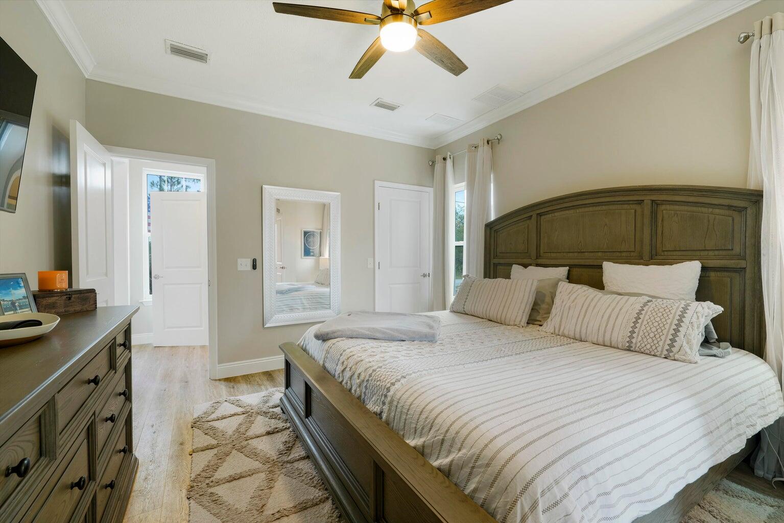 TOWN OF SANTA ROSA - Residential