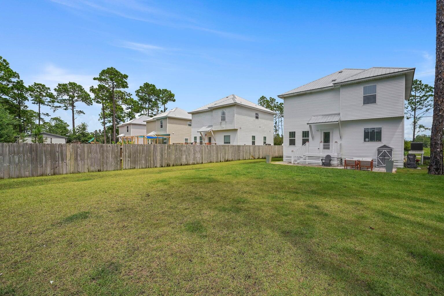 TOWN OF SANTA ROSA - Residential
