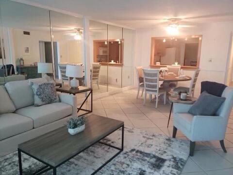 SHORELINE TOWERS 3 - Residential