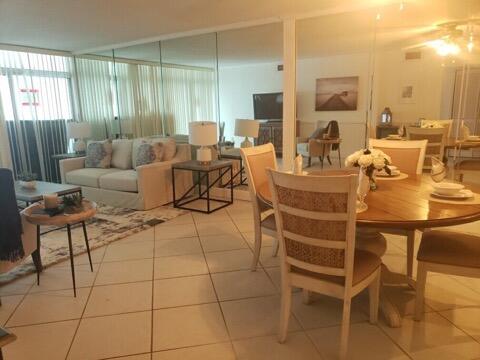 SHORELINE TOWERS 3 - Residential