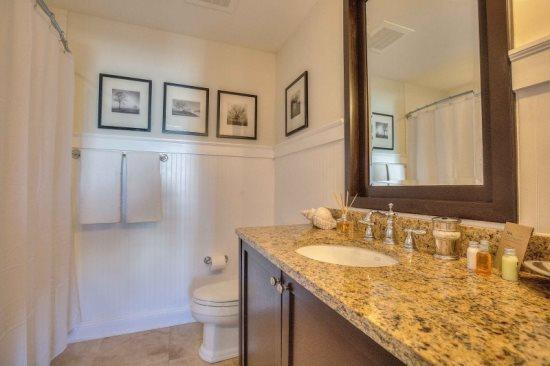 ROSEMARY BEACH, THE LOFTS WEST - Residential