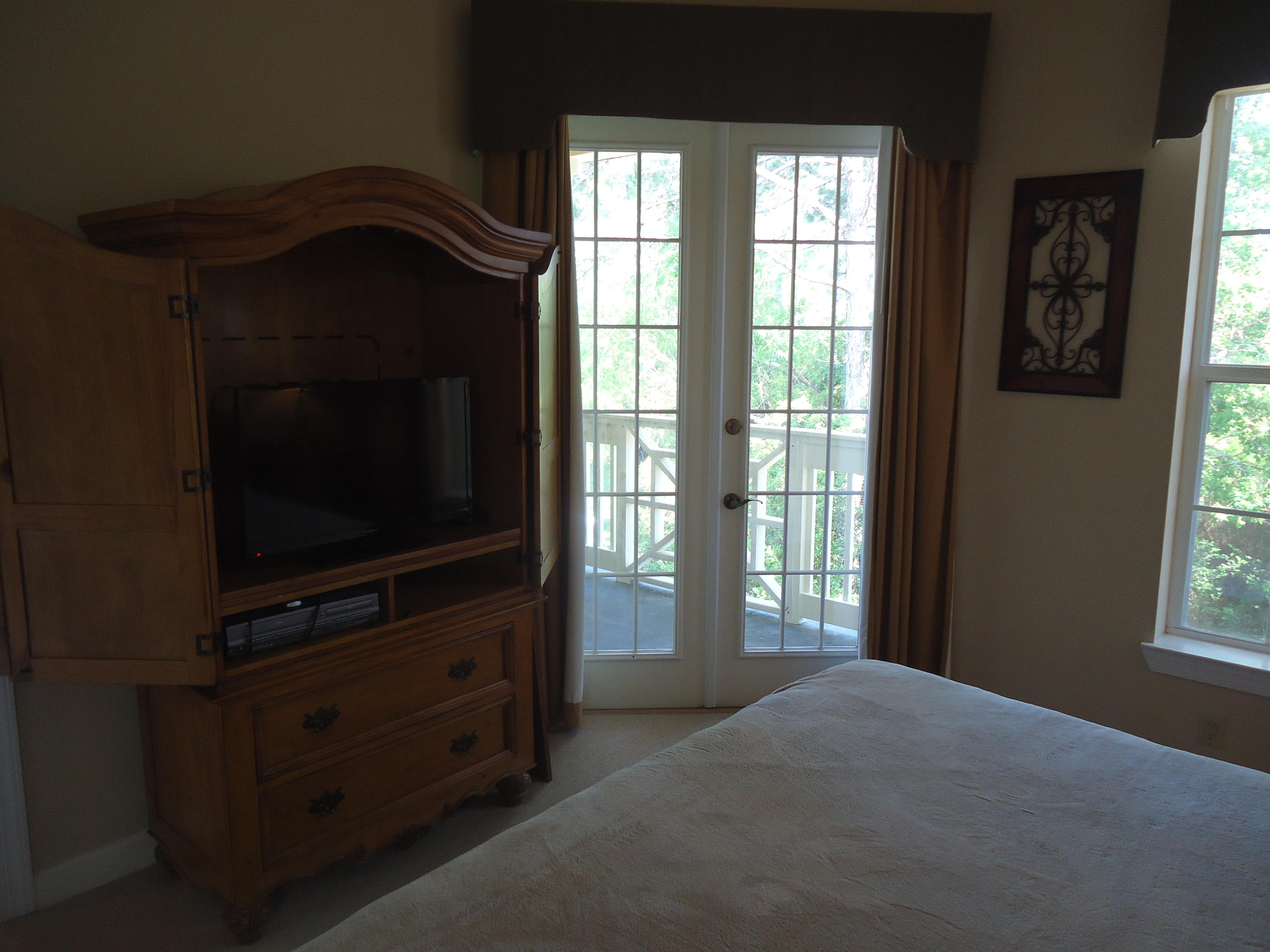 CRYSTAL COVE - Residential Lease