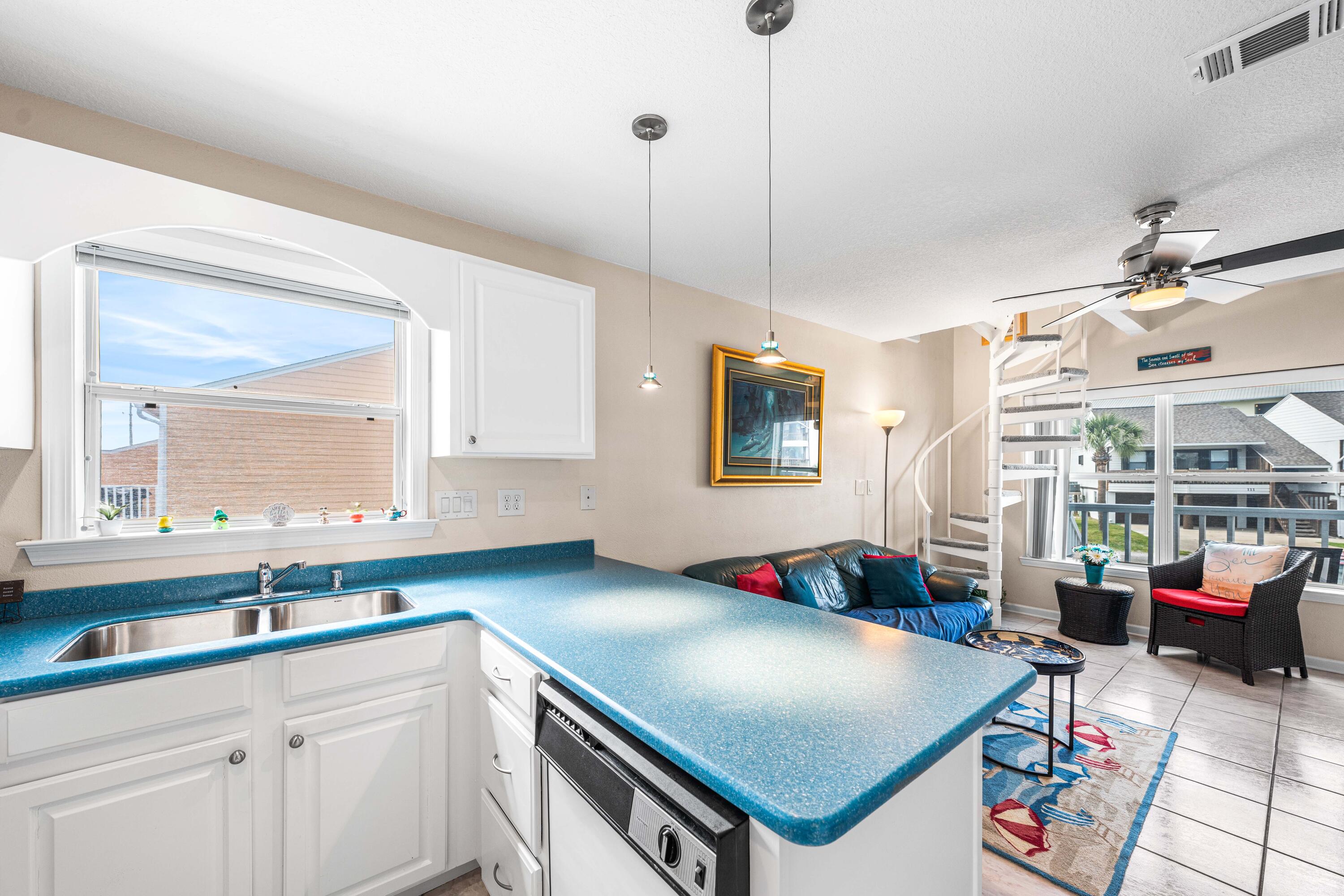 TRADEWINDS T/H - Residential