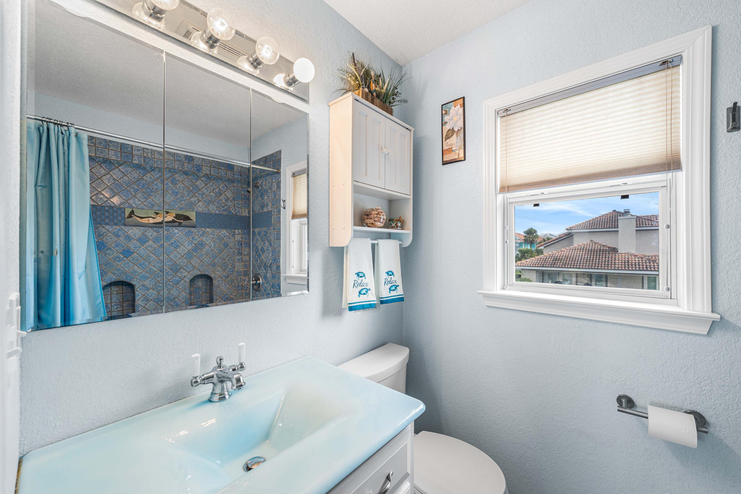 TRADEWINDS T/H - Residential