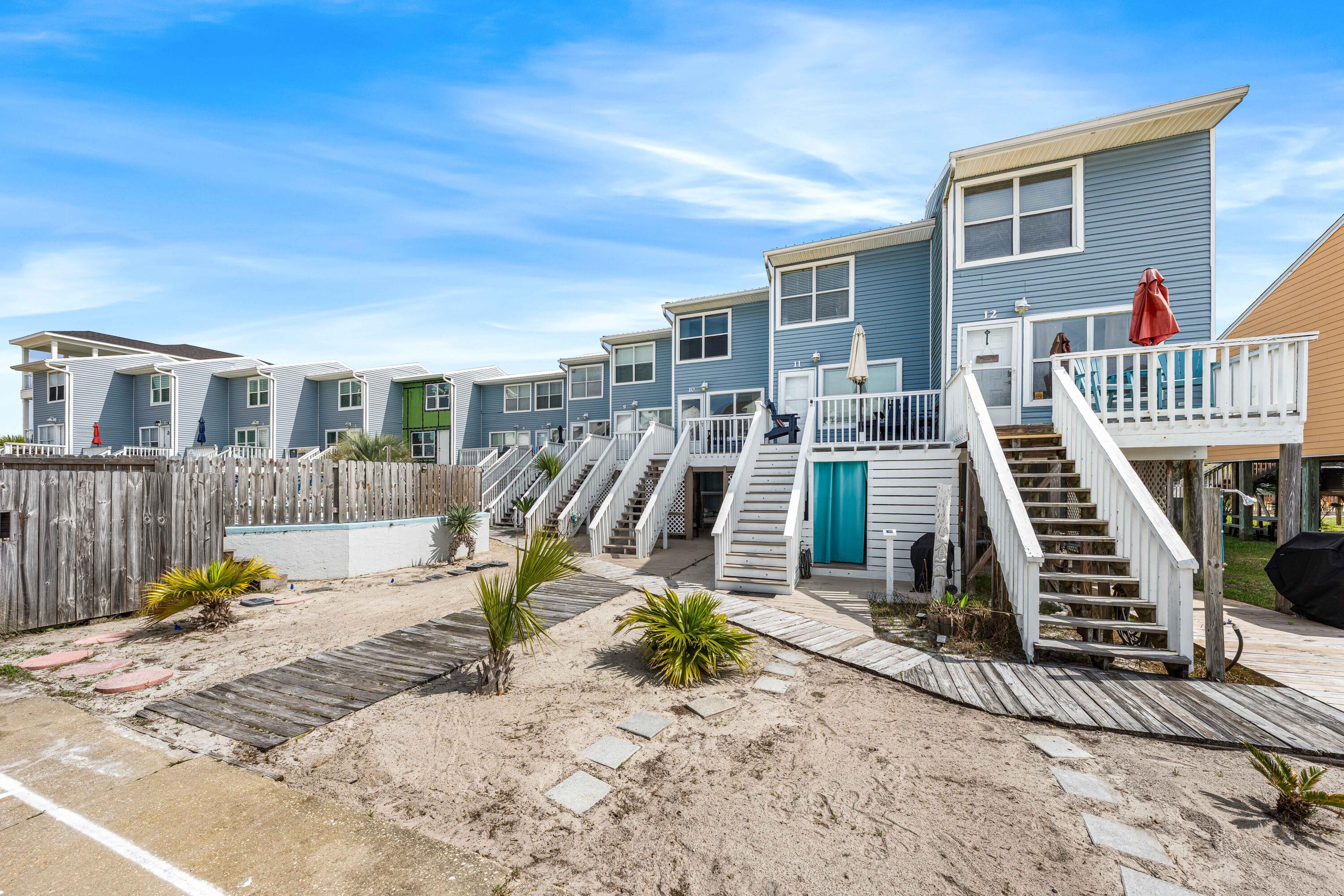 TRADEWINDS T/H - Residential