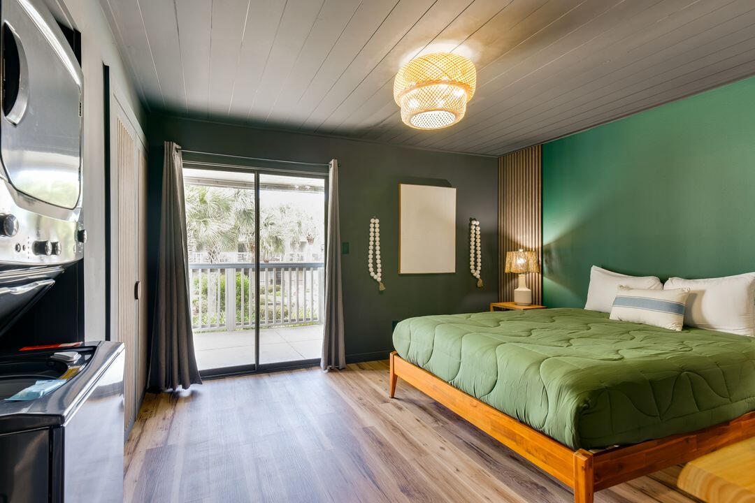 SUNSWEPT 4 CONDO - Residential