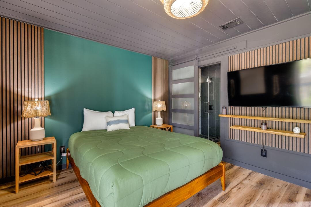 SUNSWEPT 4 CONDO - Residential