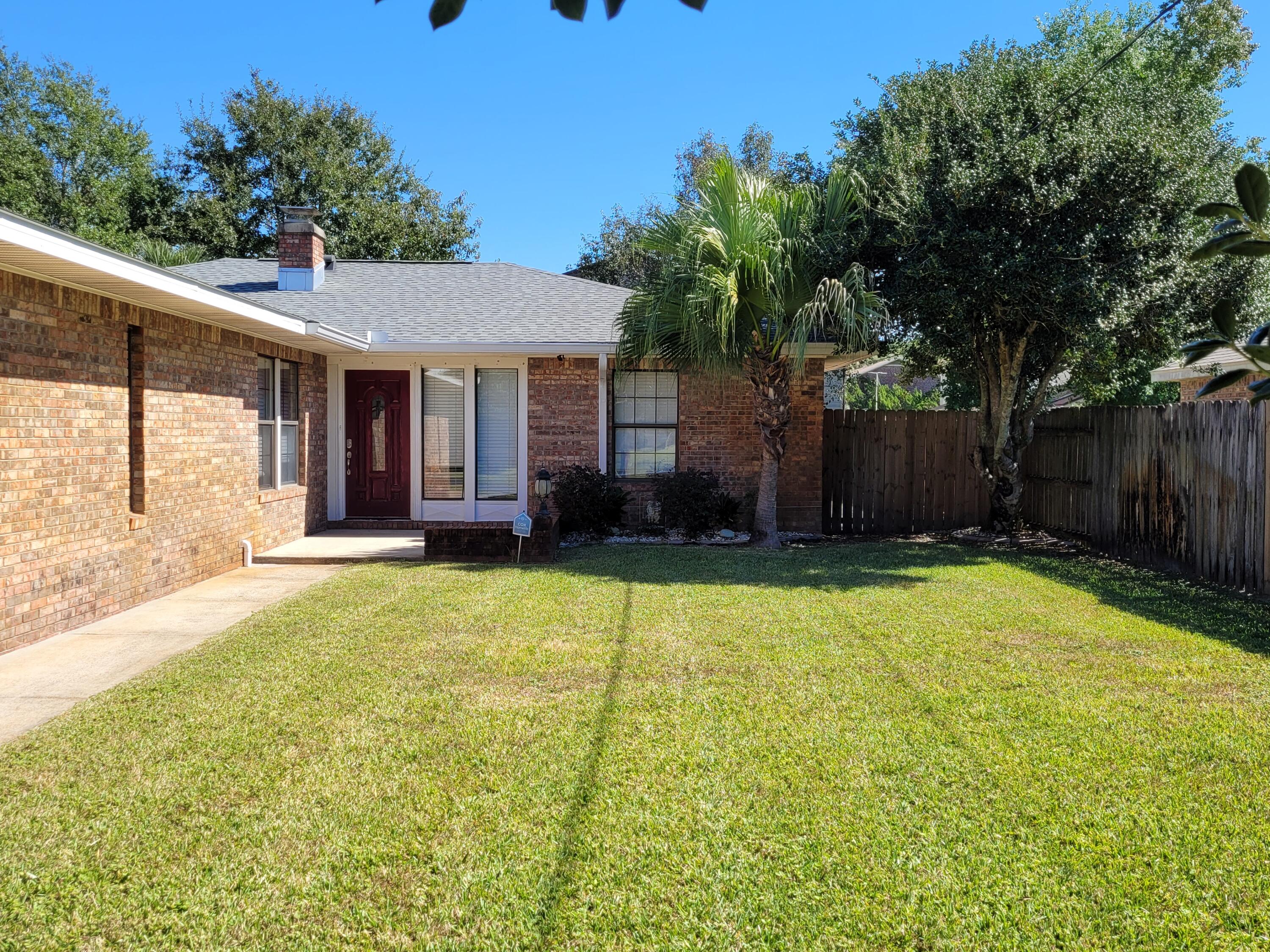 MARY ESTHER MANOR - Residential