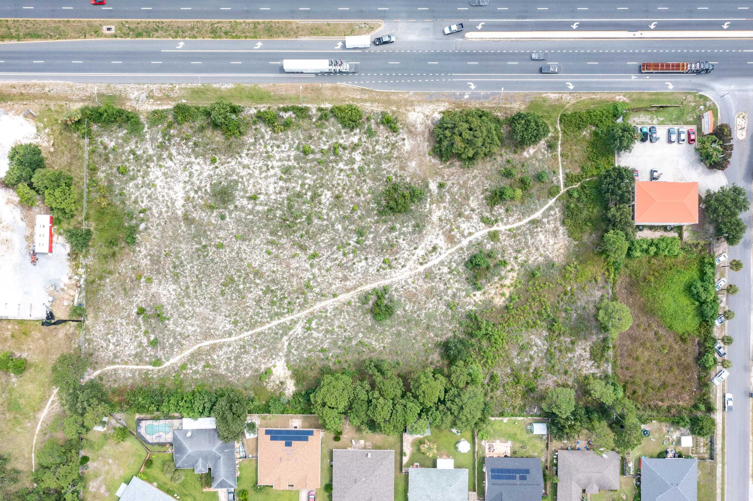 Navarre Parkway - Land