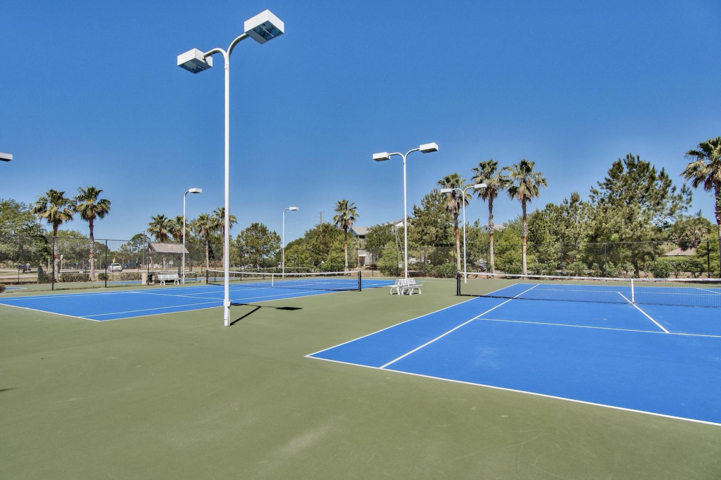 THE PALMS OF DESTIN - Residential