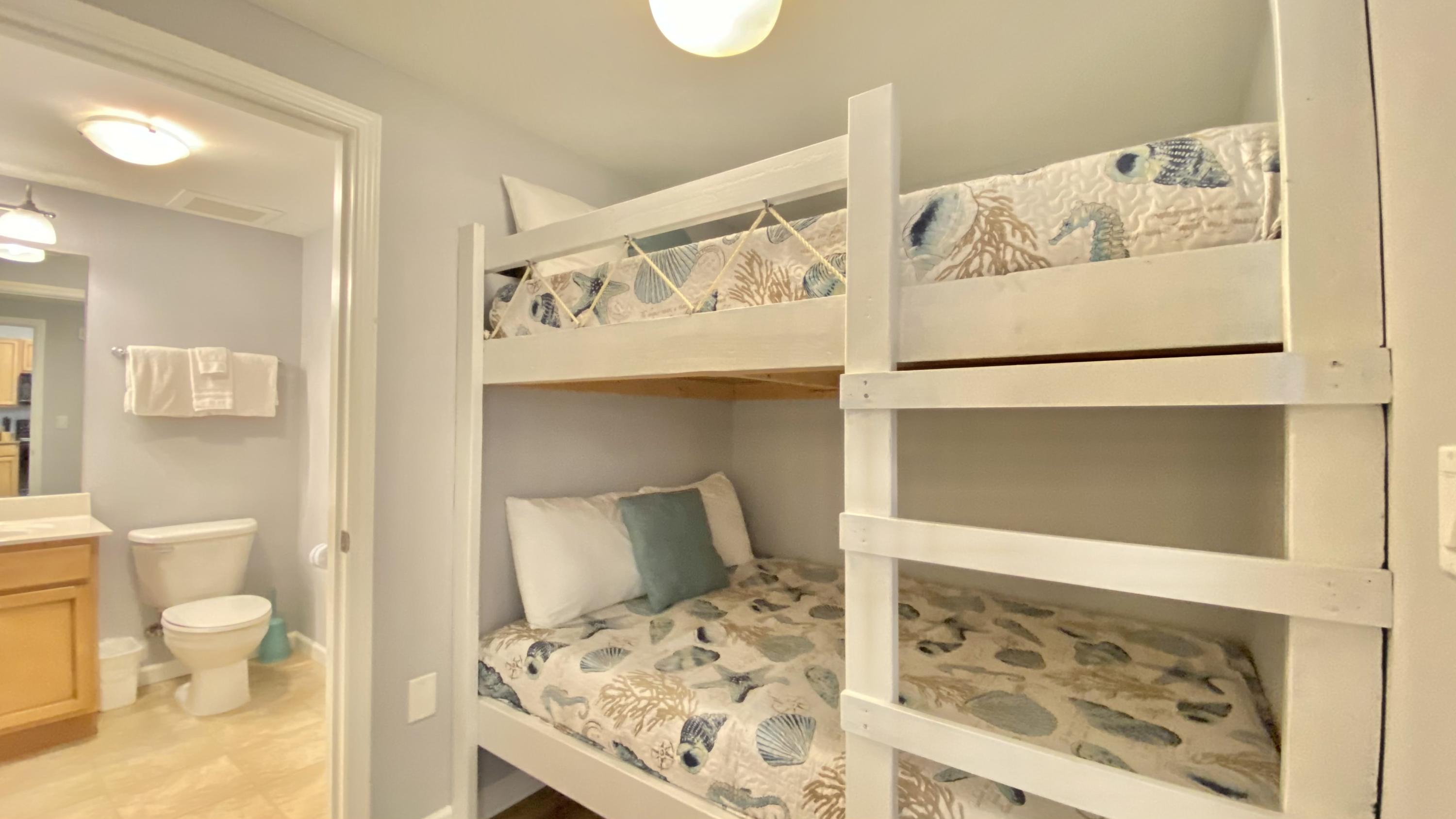 THE PALMS OF DESTIN - Residential