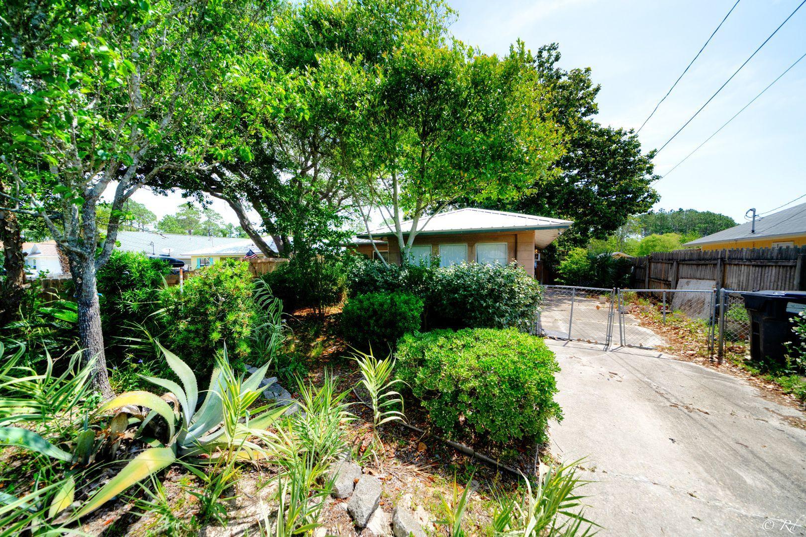 RIVIERA BEACH - Residential