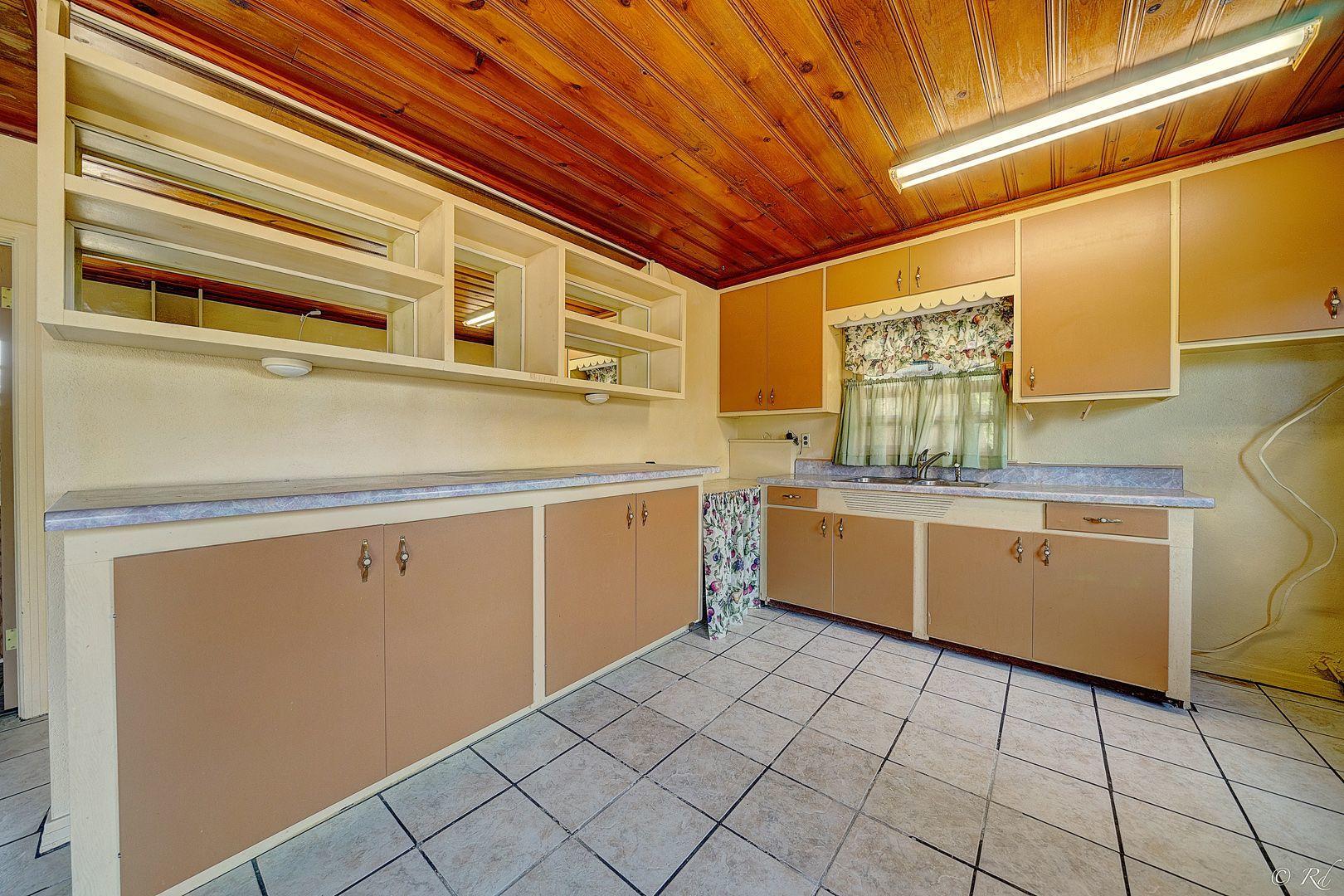 RIVIERA BEACH - Residential